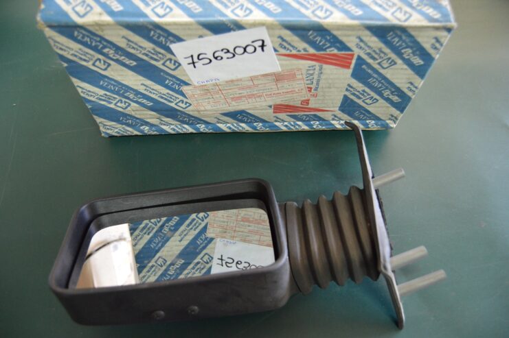 Ref: 7563007  Espejo retrovisor izquierdo manual – Fiat Regata (1983-1990)