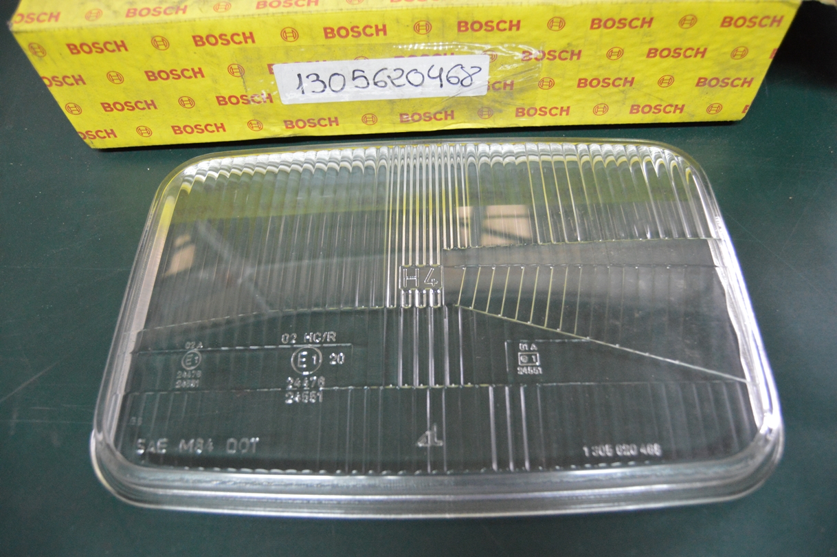 Ref: 1305620468 Cristal de Faro Delantero – Man F90 / IVECO NUEVO