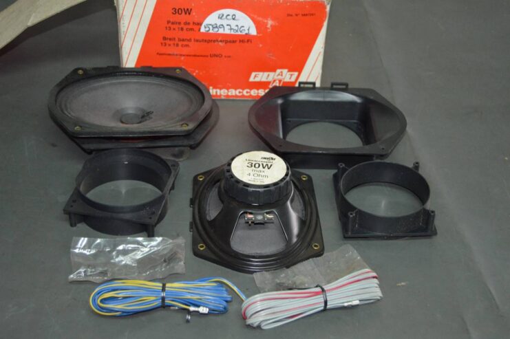 Ref: 5897261 Kit Altavoces traseros – Fiat Uno (89 – 93) NUEVO