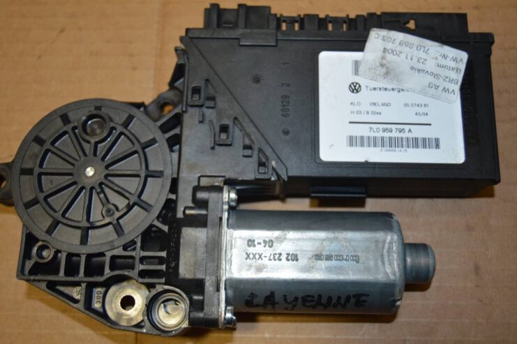 Ref: 7L0959795A Motor Elevalunas Trasero Izquierdo Volkswagen Touareg / Porsche Cayane