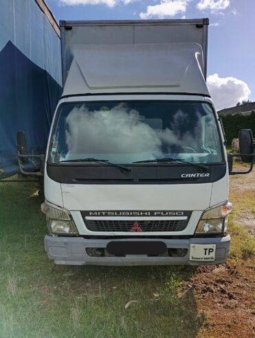 Mitsubishi Canter – Plataforma Elevadora USADO