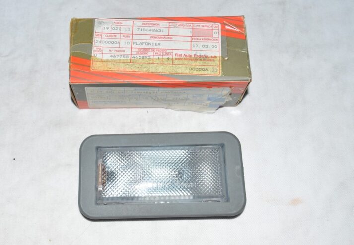 Ref: 718642631 Plafonier Interior – Fiat  NUEVO