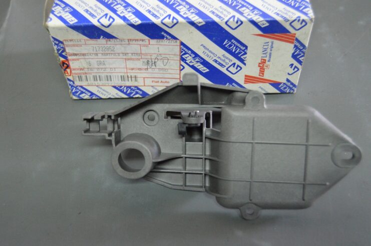 Ref: 71732852 Manija Interior Trasera Izquierda – Fiat Panda NUEVO