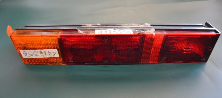 Ref: 4415356 Piloto Trasero Izquierdo – Fiat Ritmo; Lancia; Alfa Romeo NUEVO