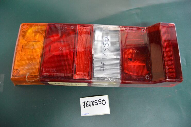 Ref: 7618550  Piloto trasero izquierdo – Lancia Y10 (1985)  Nuevo