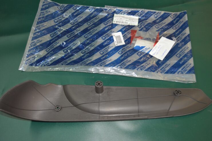 Ref: 183583860 Tapa Asiento Delantero Izquierdo – Fiat Doblo NUEVO