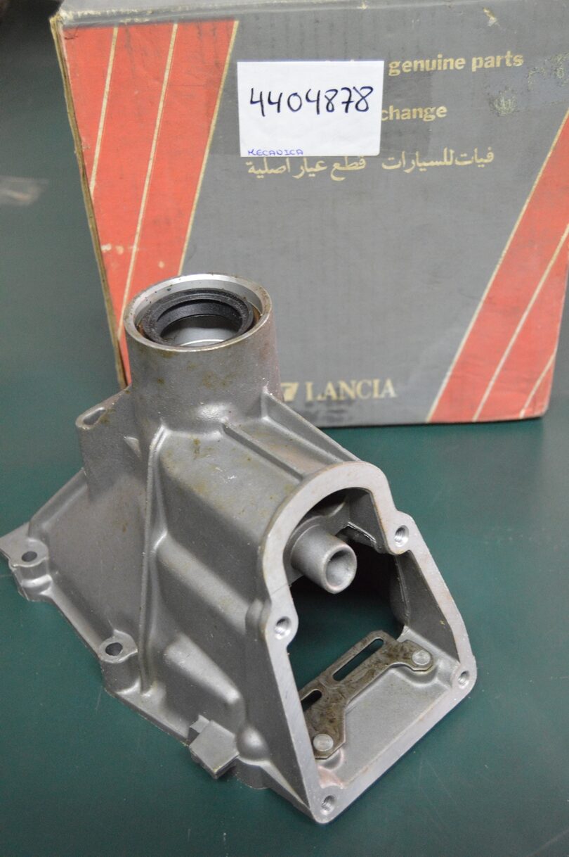 Ref: 4404878 Tapa Caja Velocidades – Fiat NUEVO