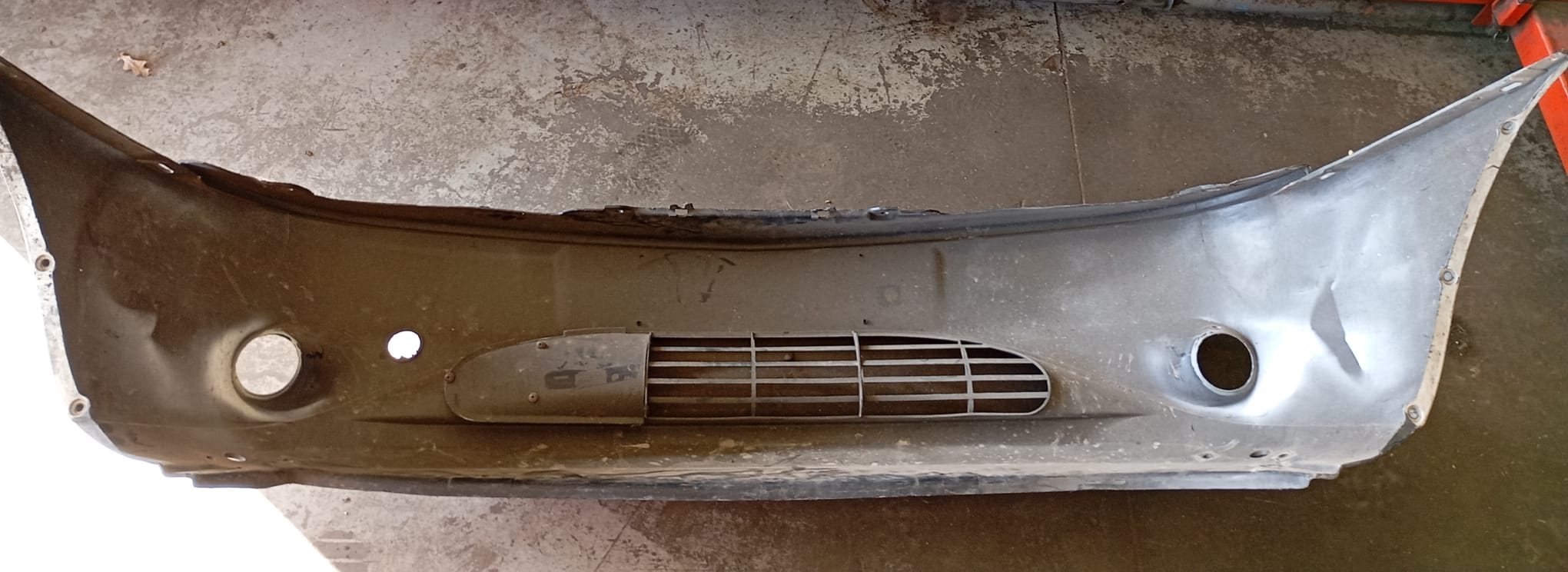 Ref: 46430862 Defensa Delantera – Lancia Y USADO